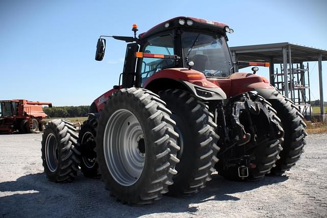 Image of Case IH Magnum 310 equipment image 2