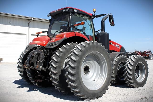 Image of Case IH Magnum 310 equipment image 4