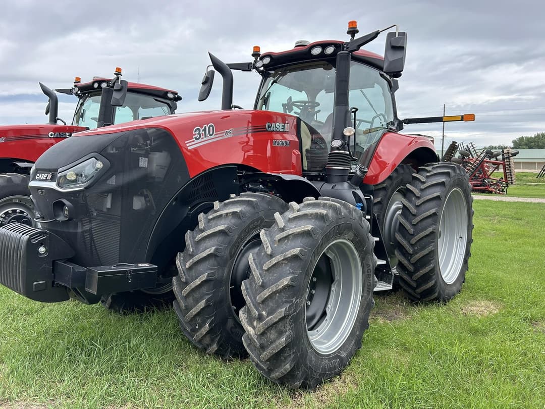 Image of Case IH Magnum 310 Primary image