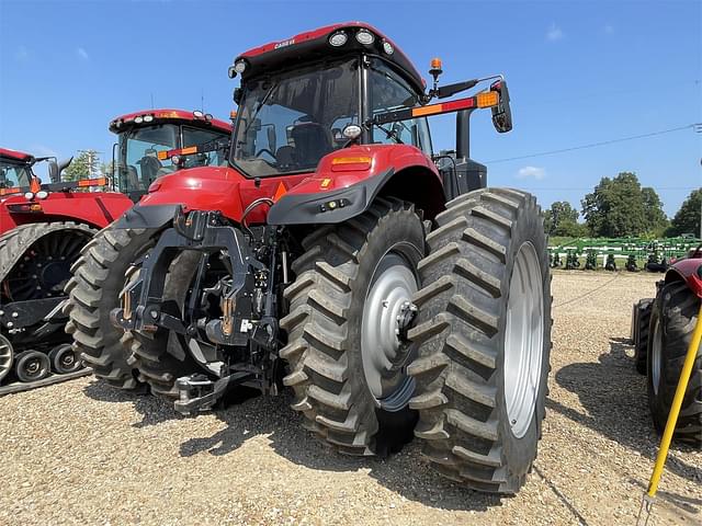 Image of Case IH Magnum 310 equipment image 4