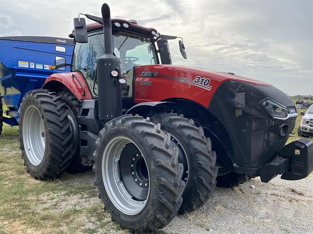 Image of Case IH Magnum 310 equipment image 2