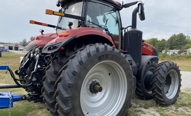 Image of Case IH Magnum 310 equipment image 4