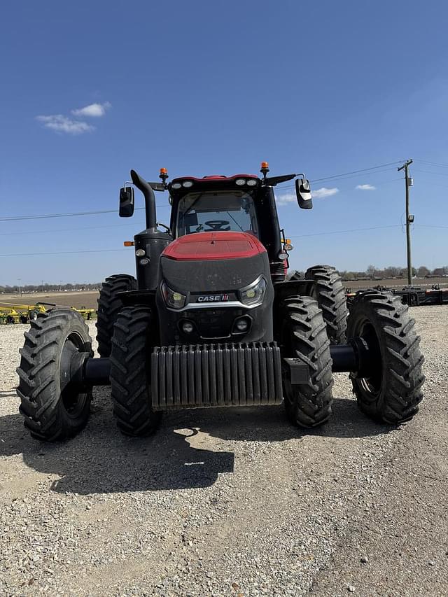 Image of Case IH Magnum 310 equipment image 2