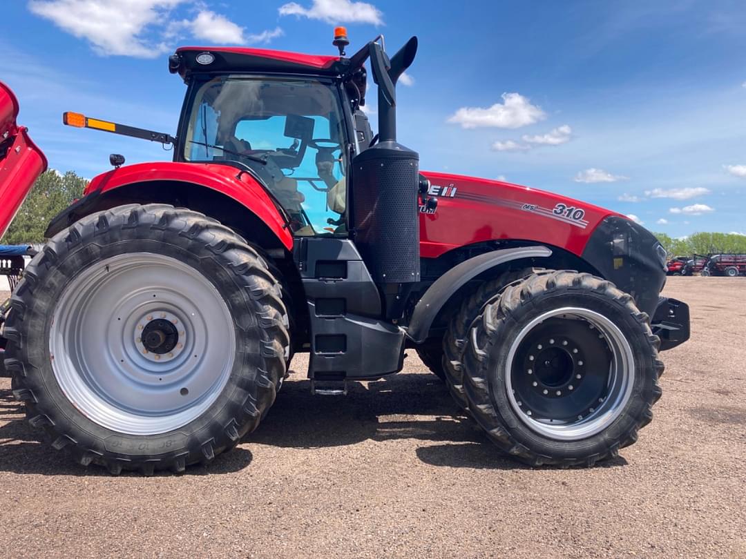 Image of Case IH Magnum 310 Rowtrac Image 0