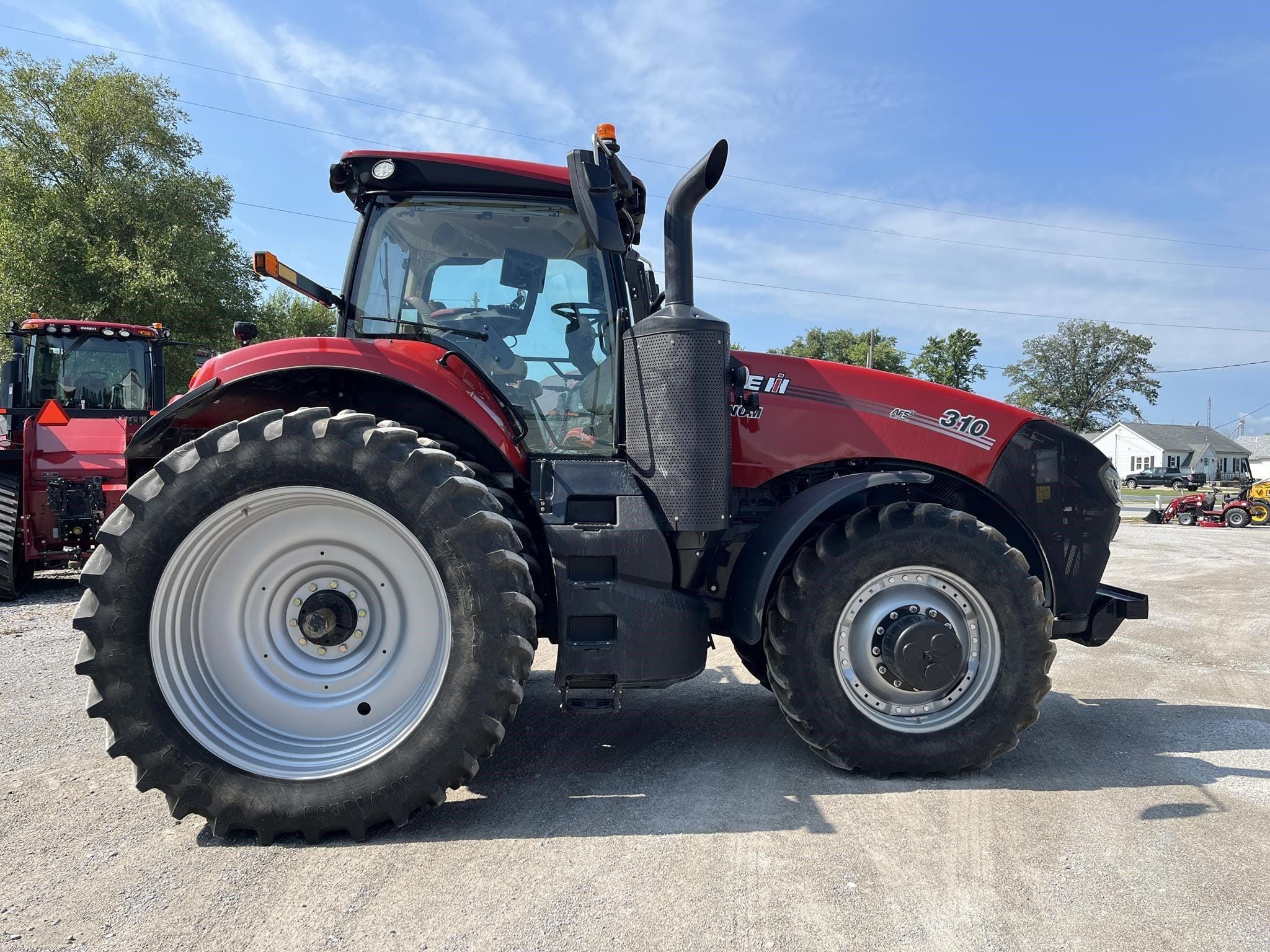 2021 Case IH Magnum 310 Equipment Image0