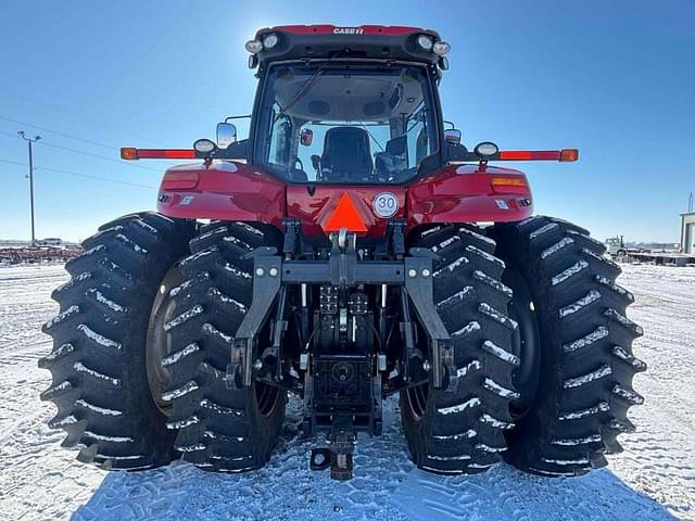 Image of Case IH Magnum 310 equipment image 4