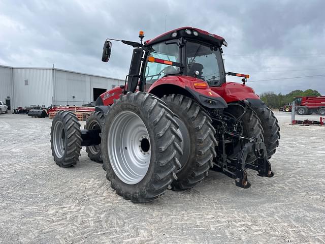 Image of Case IH Magnum 340 equipment image 4