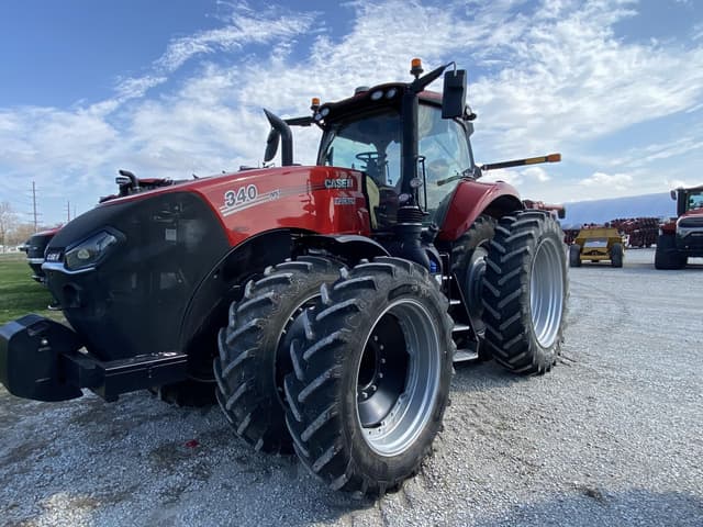 Image of Case IH Magnum 340 equipment image 2