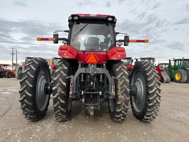 Image of Case IH Magnum 340 equipment image 3