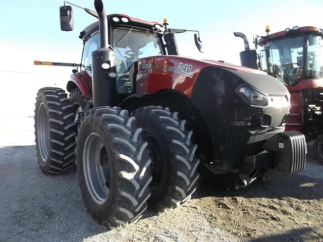 Image of Case IH Magnum 340 equipment image 3