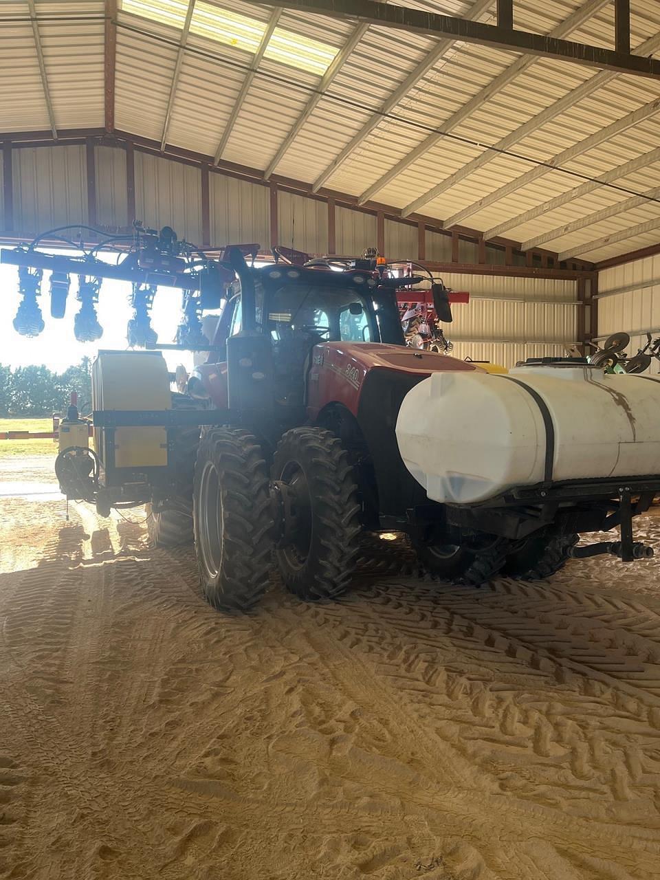 Image of Case IH Magnum 340 Primary image