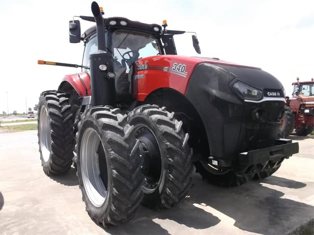 Image of Case IH Magnum 340 equipment image 3