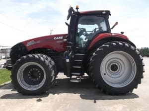 2021 Case IH Magnum 340 Image