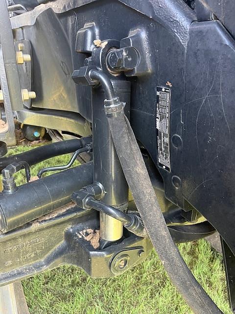Image of Case IH Magnum 340 equipment image 4
