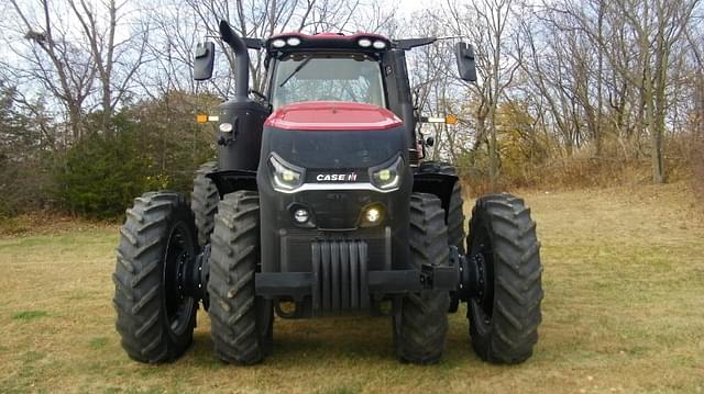 Image of Case IH Magnum 340 equipment image 1