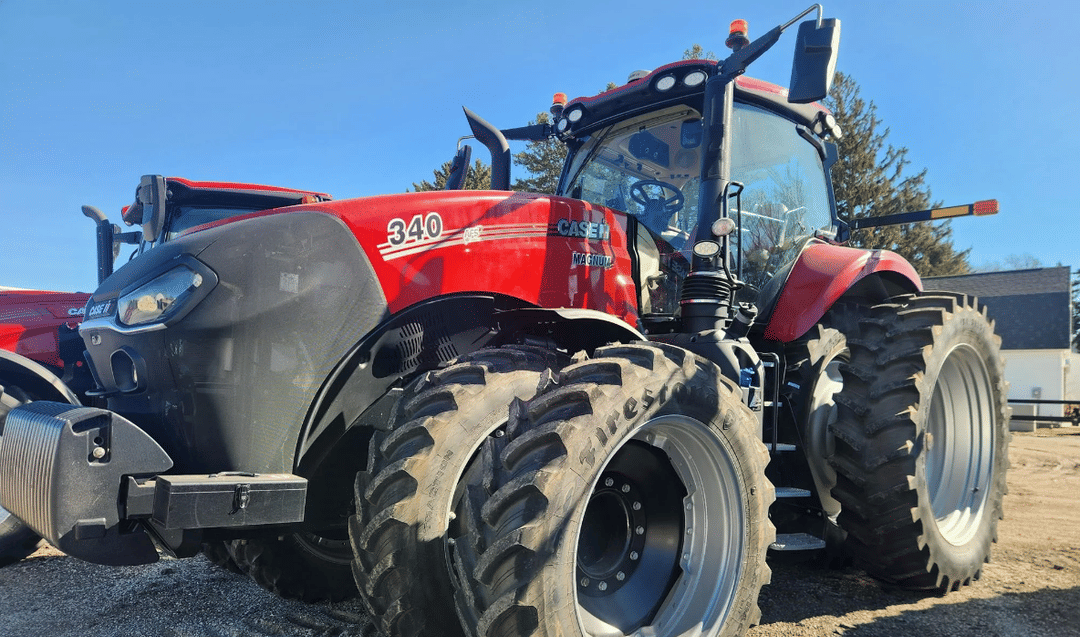 Image of Case IH Magnum 340 Image 0