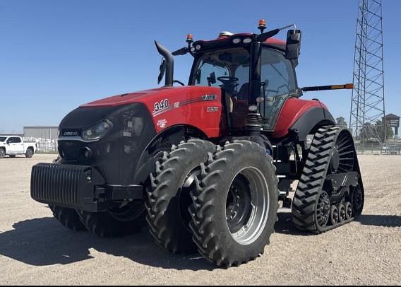 Image of Case IH Magnum 340 Rowtrac Primary image