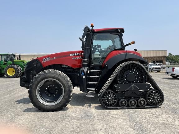 Image of Case IH Magnum 340 Rowtrac equipment image 2