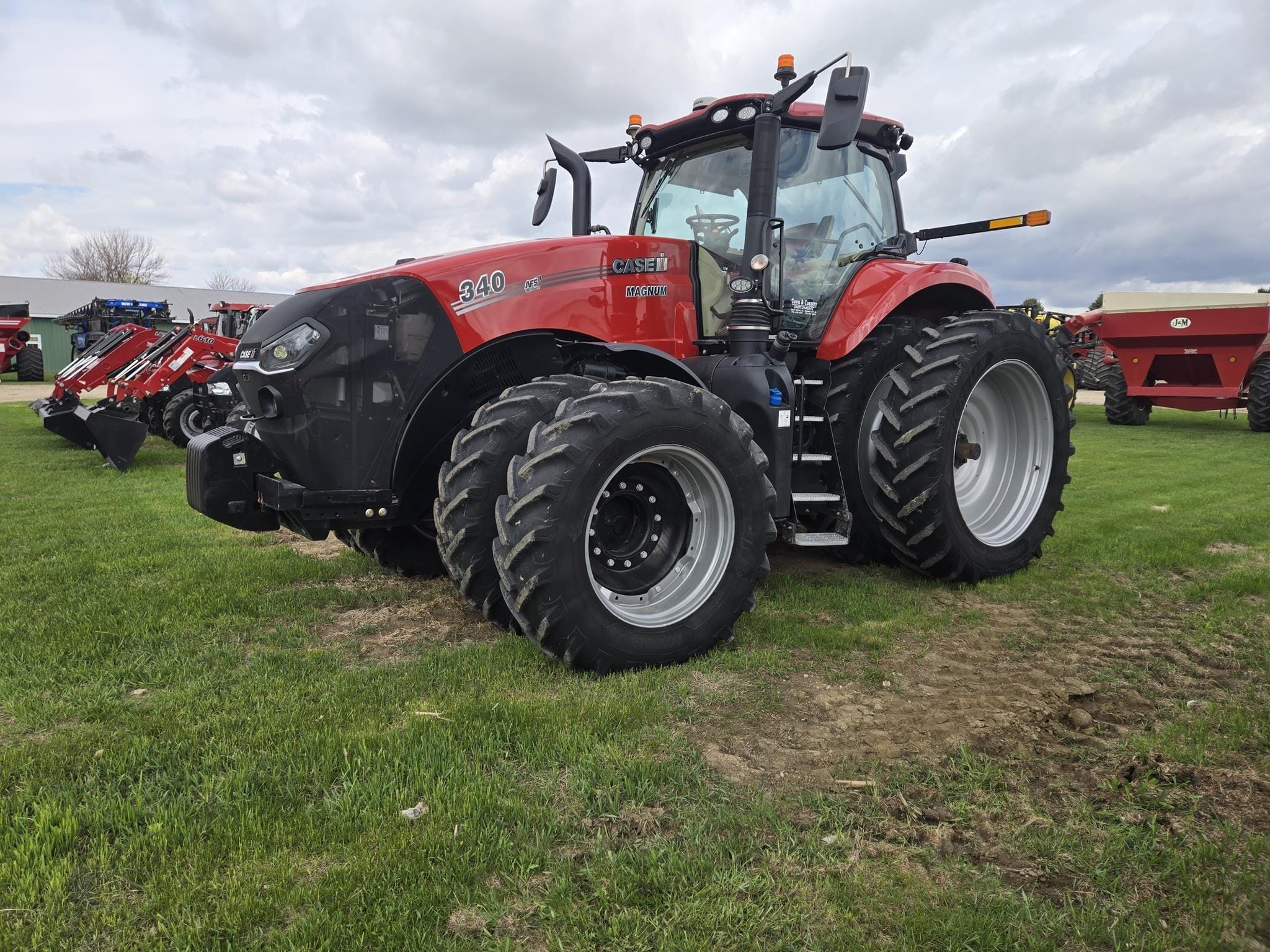 2021 Case IH Magnum 340 Equipment Image0