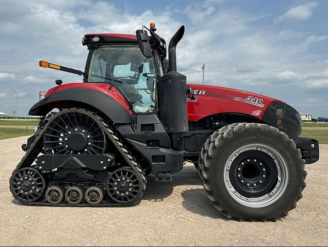 Image of Case IH Magnum 340 equipment image 1