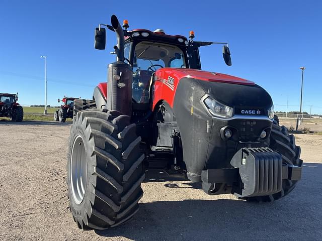 Image of Case IH Magnum 380 RowTrac equipment image 4