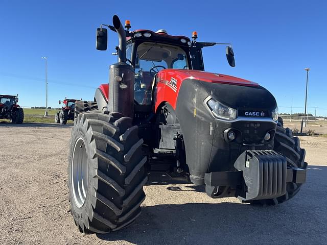 Image of Case IH Magnum 380 RowTrac equipment image 3