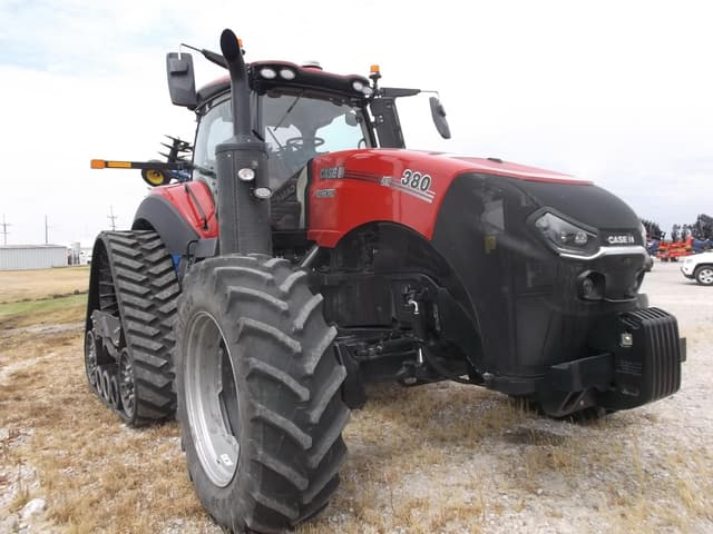 Image of Case IH Magnum 340 Rowtrac equipment image 1