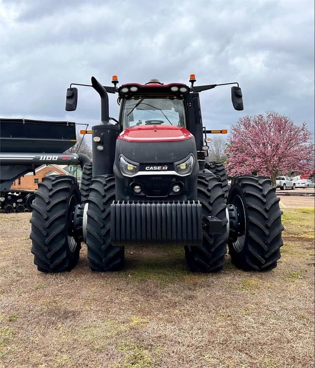 Image of Case IH Magnum 380 equipment image 2