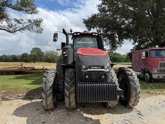 Image of Case IH Magnum 400 equipment image 2