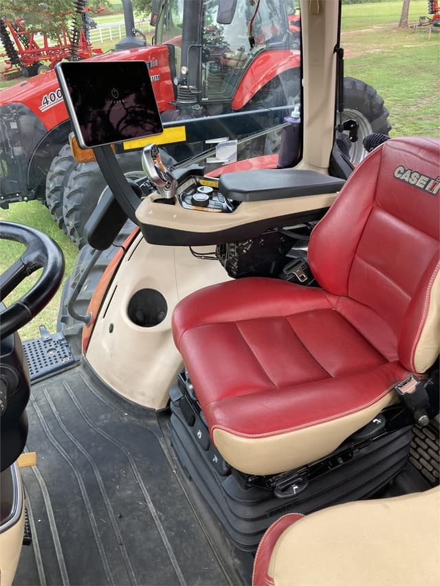 Image of Case IH Magnum 400 equipment image 4
