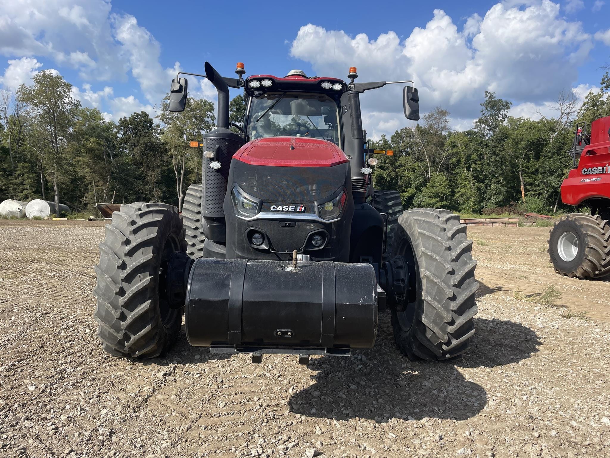 2021 Case IH Magnum 400 Rowtrac Equipment Image0