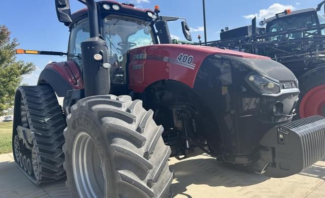 Image of Case IH Magnum 400 Rowtrac equipment image 1