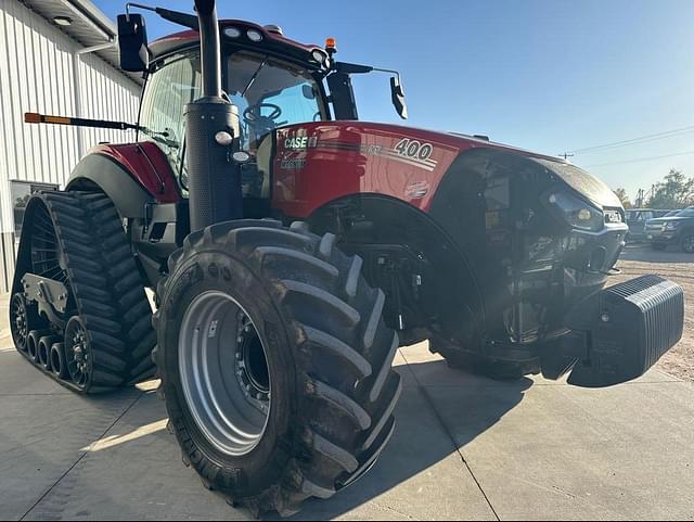 Image of Case IH Magnum 400 Rowtrac equipment image 2