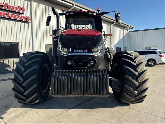 Image of Case IH Magnum 400 Rowtrac equipment image 4