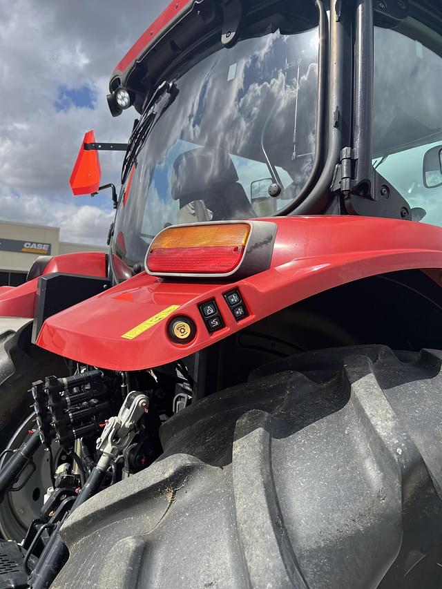 Image of Case IH Maxxum 115 equipment image 4