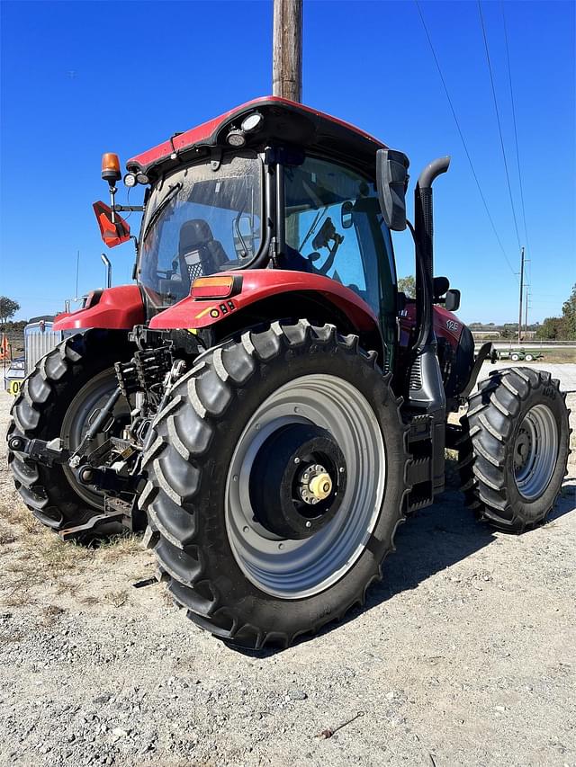 Image of Case IH Maxxum 125 equipment image 3