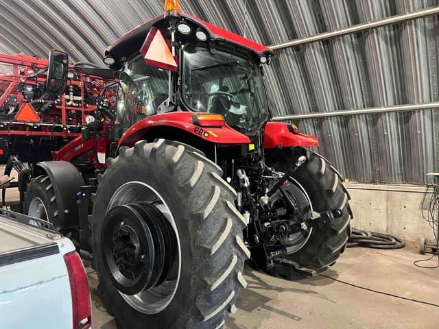 Image of Case IH Maxxum 135 equipment image 4