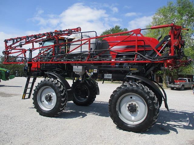 Image of Case IH Patriot 2250 equipment image 4