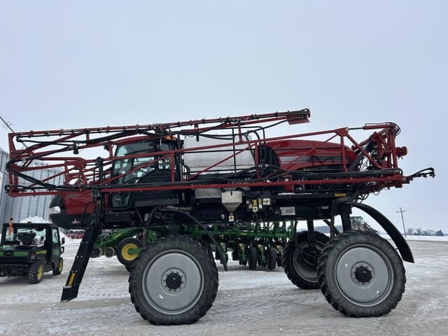Image of Case IH Patriot 2250 equipment image 2