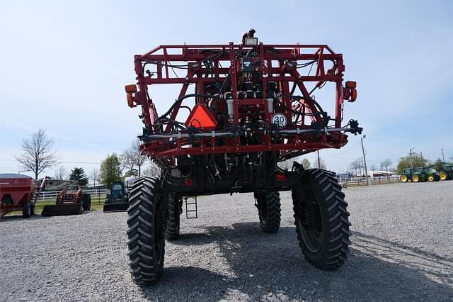 Image of Case IH Patriot 3240 equipment image 3