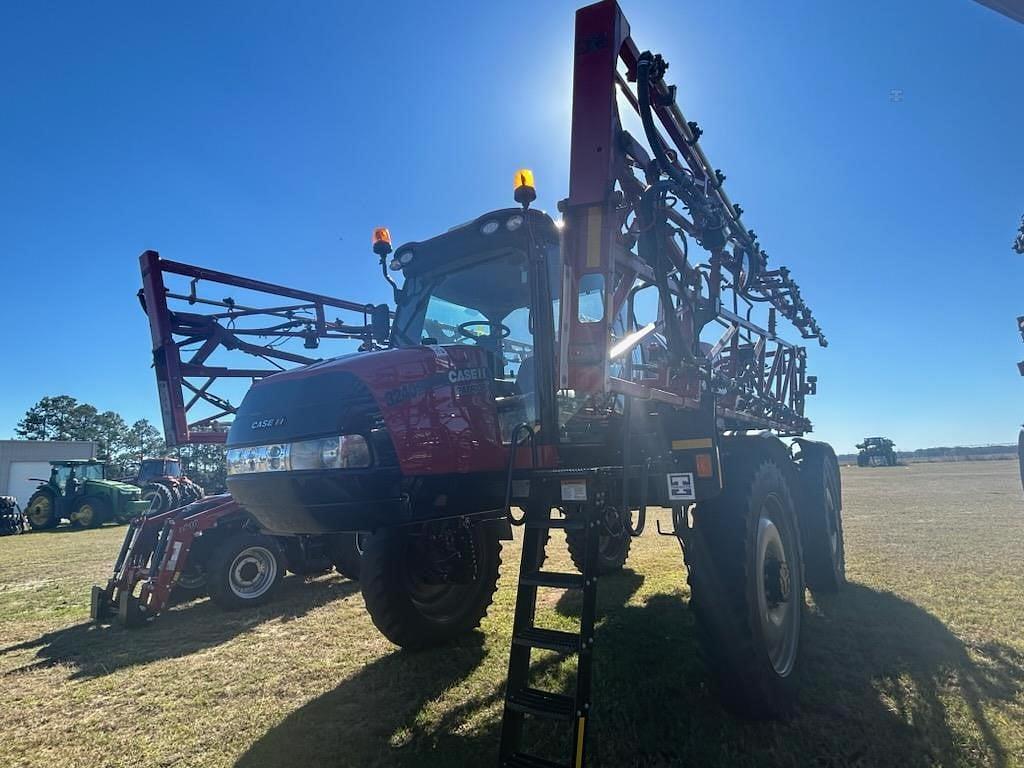 Image of Case IH Patriot 3240 Image 0