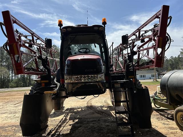 Image of Case IH Patriot 3240 equipment image 1