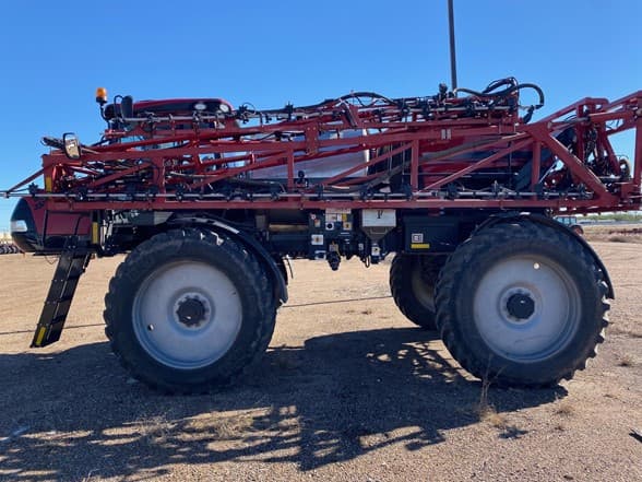 Image of Case IH Patriot 3340 Image 0