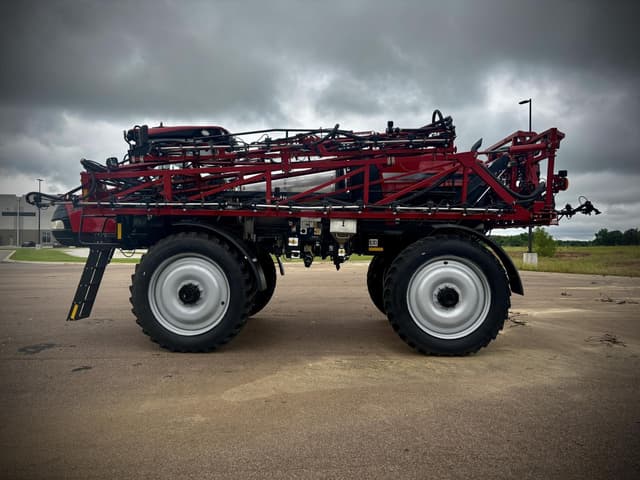 Image of Case IH Patriot 3340 equipment image 1