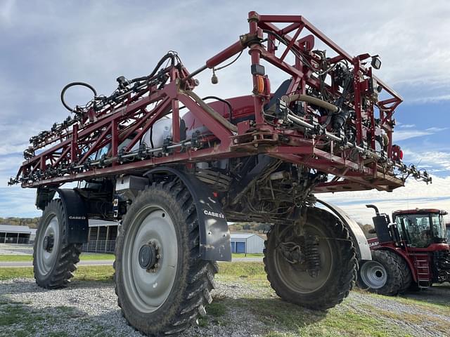 Image of Case IH Patriot 3340 equipment image 4