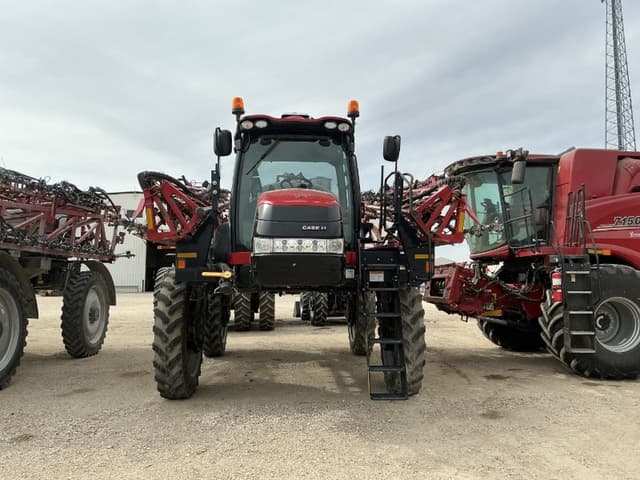 Image of Case IH Patriot 3340 equipment image 1