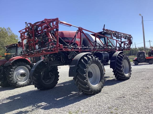 Image of Case IH Patriot 3340 equipment image 2