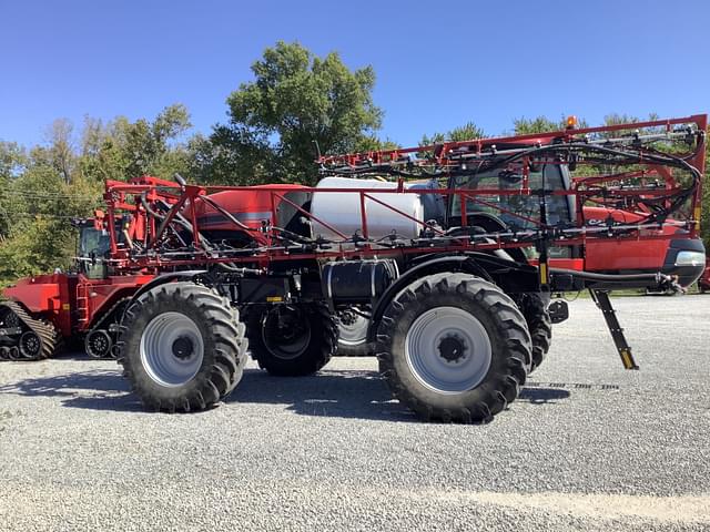 Image of Case IH Patriot 3340 equipment image 1