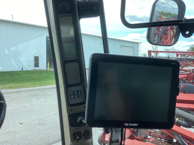 Image of Case IH Patriot 4440 equipment image 3