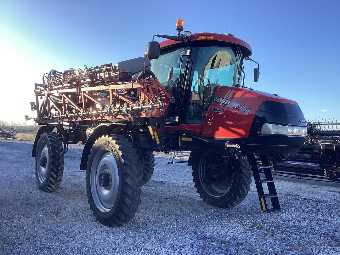 Image of Case IH Patriot 4440 Image 0